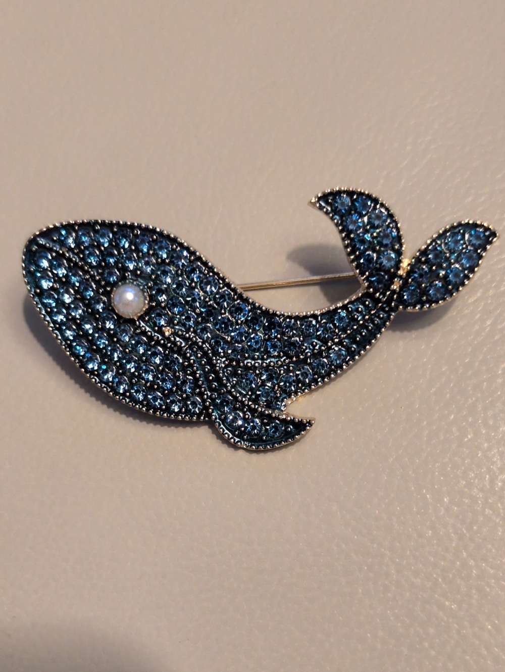 Blue Crystal Whale Brooch with Pearl Eye